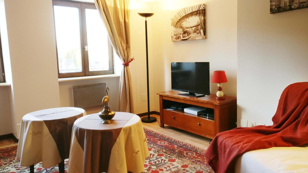 Le Quai Des Pecheurs Apartment *